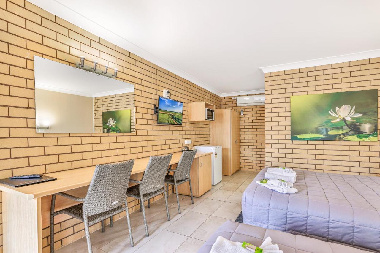 Stagecoach Inn Motel Tamworth Eksteriør billede